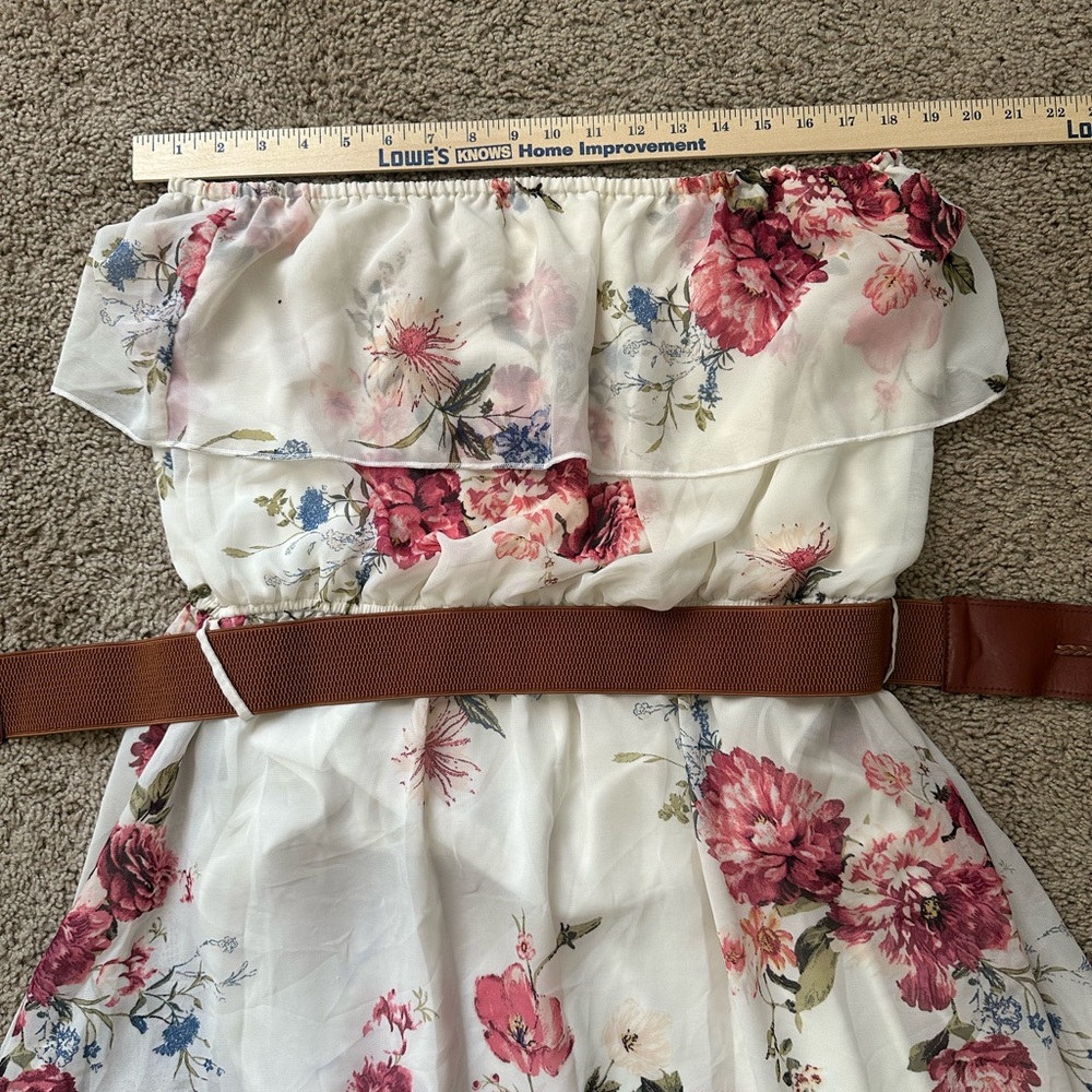 Floral Off-Shoulder Maxi Dress - Picture 4 of 5